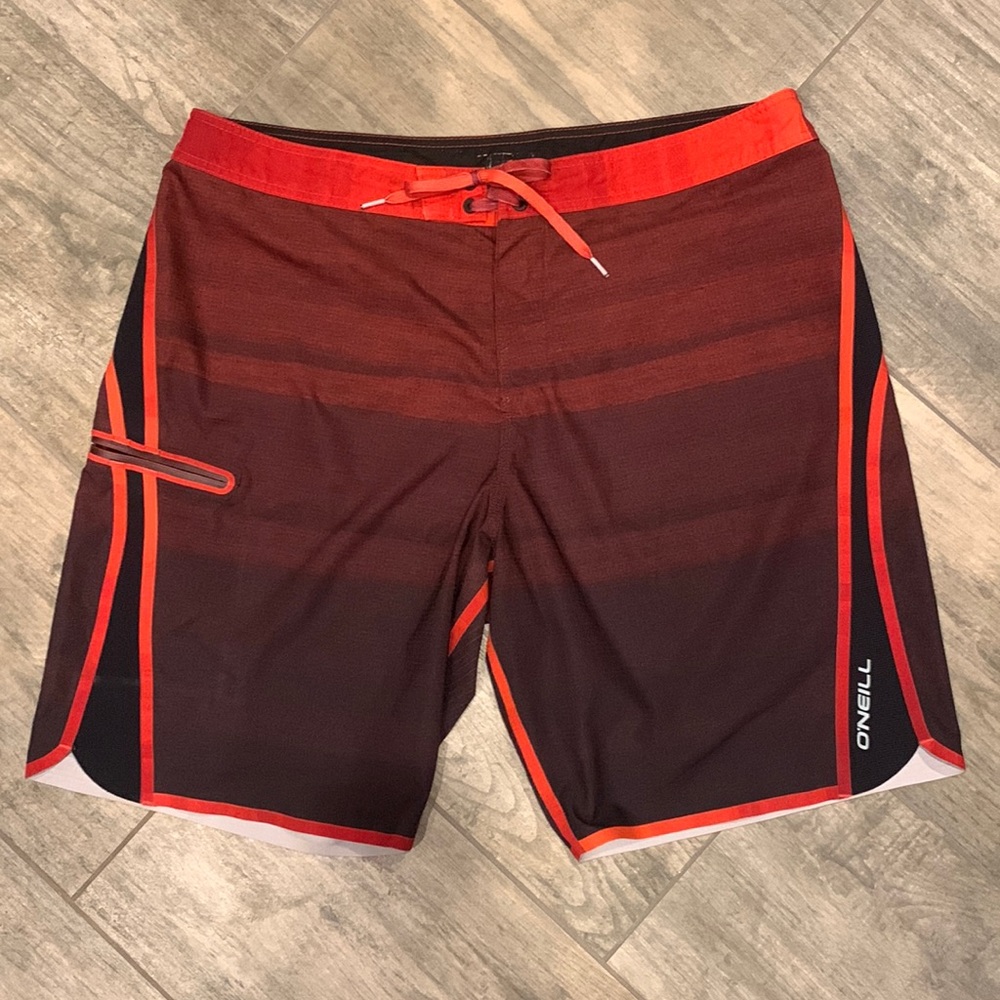 O’Neill superfreak hybrid board shorts.